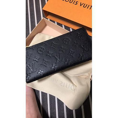 Louis Vuitton LV M62528 Adele 雙拉鍊 黑色 壓紋 長夾
