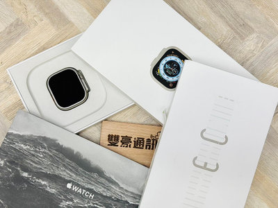 Apple Watch Ultra 1 49mm 電池99% Apple Care+保固到2025/01/31 附贈海洋錶帶 有盒裝有配件