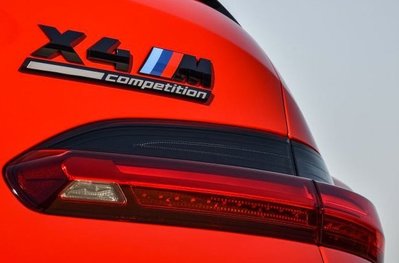 BMW 原廠 F98 X4M Competition Logo 後車箱 高光黑 字標 For F98 X4M