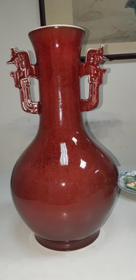 《壺言壺語》中華陶瓷早期寶石紅釉雙耳瓶 保存完整