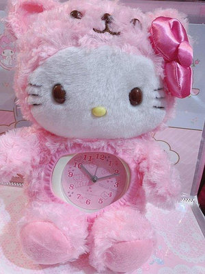 ♥小花凱蒂日本精品♥ Hello Kitty 絨毛造型鐘 可掛式鬧鐘 玩偶時鐘 玫瑰絨 鬧鐘 粉色小熊 33162904