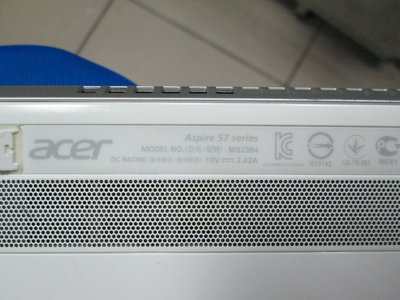 宏碁筆電維修ACER Aspire S7-391潑到水主機板維修,不開機,時開時不開,會自動斷電,主機板維修