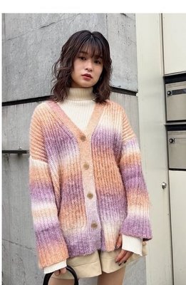 【WildLady】特 日本日系質感漸層條紋寬鬆排釦時髦針織外套 MOUSSY