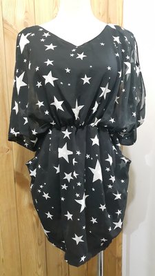 黑色滿版星星蝙蝠袖雪紡造型洋裝
