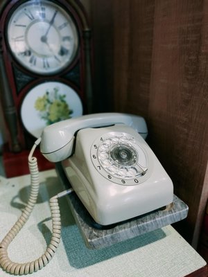 日本撥盤電話 早期撥盤電話 古董電話 裝飾電話+大理石底座 民宿 懷舊 工業風