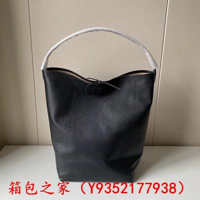 The Row Large N/S Park Tote in Leather 水桶包 托特包 義大利 原裝 進口 限量