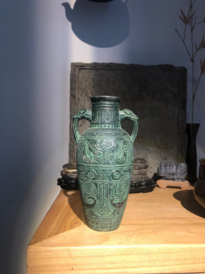 日本銅花瓶