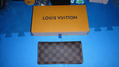 ~保證真品蠻優的 Louis Vuitton LV 咖啡棋盤格色PVC和真皮款長夾 皮包 皮夾~一元起標無底價標多少賣多少