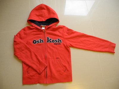美國品牌oshkosh 紅色經典logo連帽外套(L) 衣長56cm,胸圍平量91cm,肩寬39~40cm,袖長59cm