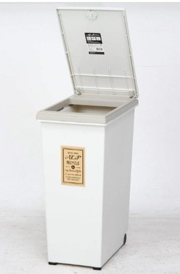 日本原裝進口 高60CM 好品質 優雅白色大型垃圾桶按壓及開垃圾桶可分類放2個垃圾袋垃圾桶 6485c