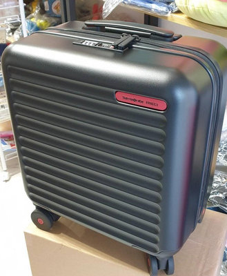 Samsonite RED 新秀麗 15吋行李箱/登機箱/行動辦公室 專業商務箱 筆電隔層PC防刮飛機輪(曜石黑)