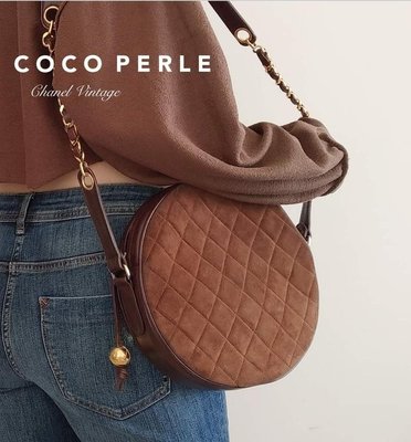 Coco Perle Chanel Vintage 咖啡麂皮圓餅稀有款老香金球包