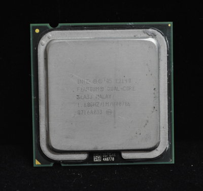 Pentium Dual-Core E2140 雙核正式版 (775 1.6G) 非 E2160 E2180 E2200