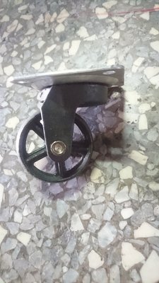 昇夏五金，65mm直徑鑄鐵輪