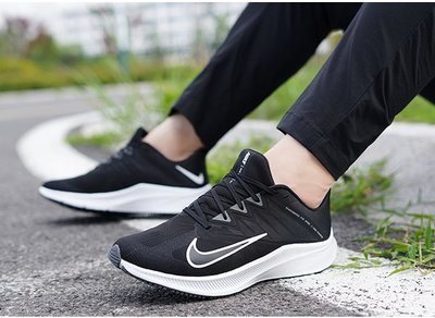 NIKE QUEST 3 男鞋 輕量 跑鞋 慢跑鞋 運動鞋 黑白 CD0230-002