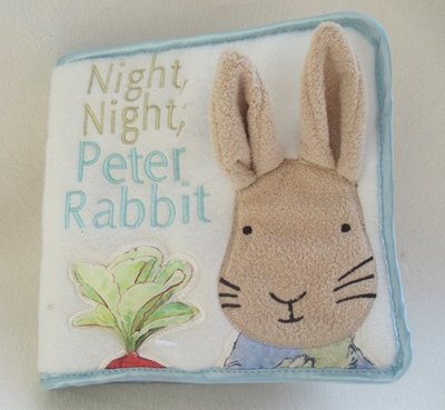 ☆╮Peter Rabbit snuggle彼得兔刺繡柔軟英文響紙布書*寶寶玩具(全新) ╭☆Q-BABY 嬰童裝