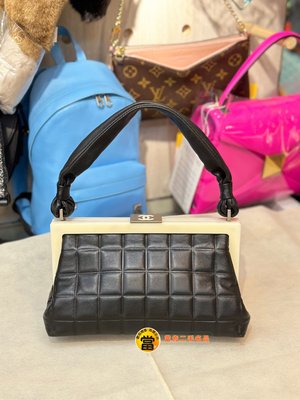 《當肯二手名品》CHANEL 限量 冰格 冰塊 熊貓配色 壓克力 手提包 腋下包 晚宴包 vintage ㊣