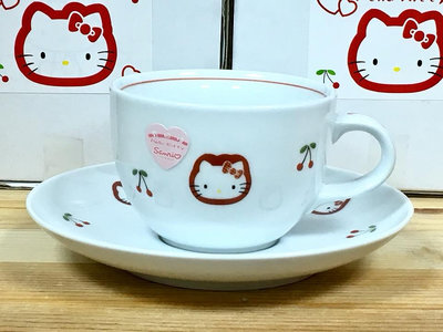 Hello Kitty 杯盤組 (櫻桃, 有田燒)