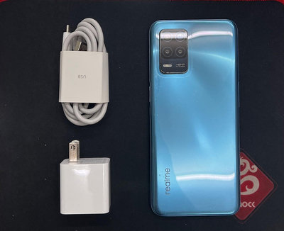 二手精品 Realme8 4g/128g 5G 藍色 9.5成新 無盒裝有附贈正廠配件 加贈保護貼及空壓殼