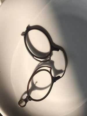 歐洲西洋古董眼鏡夾鼻眼鏡,老花眼鏡,牛角眼鏡可折疊便于