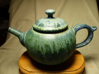台灣陶藝家林維隆手拉坯茶壺[二]