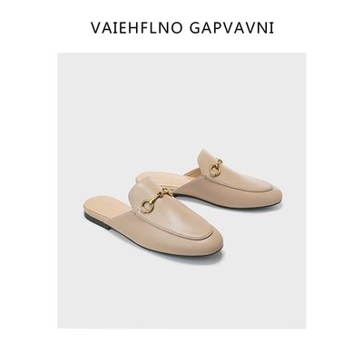 【特價免運】Valentino 范倫鐵諾奶茶色皮鞋2023夏新款外穿馬銜扣包頭后空半拖