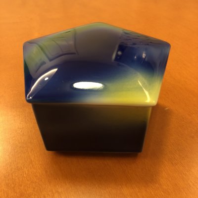 日本製 深川製磁(有田焼) 琉璃黃彩多用途瓷器蓋物