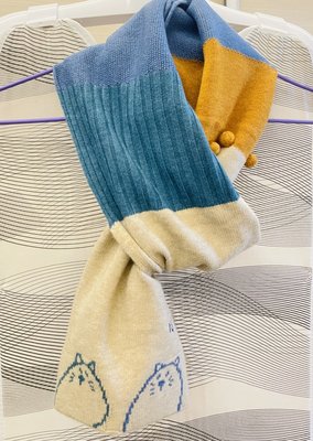 秋冬必買保暖好物💖斷貨全新 a la sha藍綠色撞色拼接Q咪造型保暖圍巾 實用性高ㄧ定要擁有
