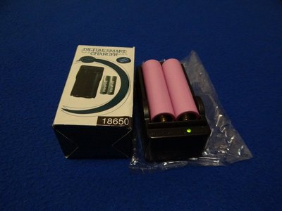[yo-hong] 雙槽自停充電器可單獨充電18650電池充電器