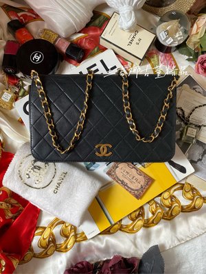 Chanel vintage黑金羊皮肩背包/信封包/平面羊皮包24公分/網紅款「王吉娜古董精品」