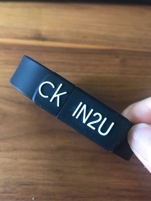 全新 CK Calvin Klein 卡文克萊 USB 矽膠手環 黑色 香水贈品 256MB 絕版品 無盒裝