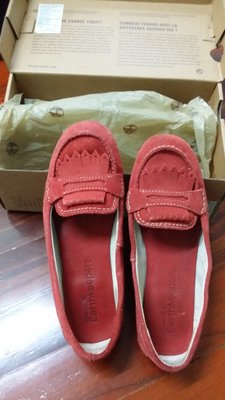 Timberland 紅色平底休閒鞋，娃娃鞋