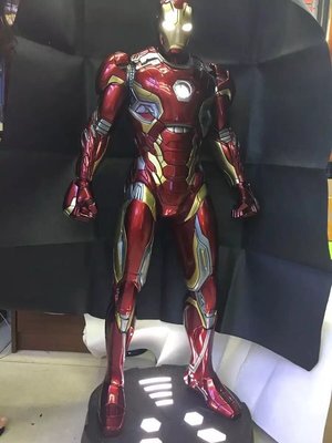 BOxx潮玩~Marvel漫威復仇者聯盟 鋼鐵人1/2 MK45全身雕像發光 模型  108公分