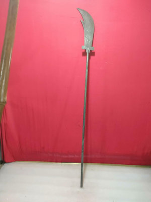 珍17750號拍品，手工雕刻銅關公刀，重2.08斤，尺寸見圖