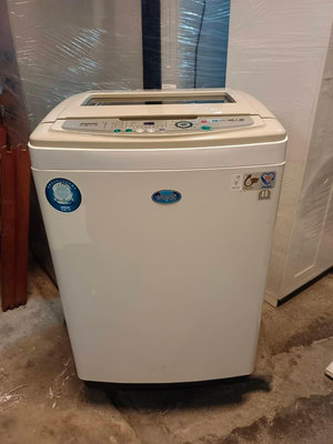 【尚典中古家具】SANLUX白色台灣三洋洗衣機(11kg)(109年)中古 二手 直立式洗衣機 單槽洗衣機 家用電器