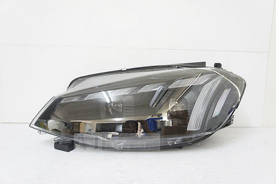 ~~ADT.車燈.車材~~VW GOLF 7.5 代 魚眼黑底大燈 雙功能 LED燈眉 跑馬 流水 方向燈