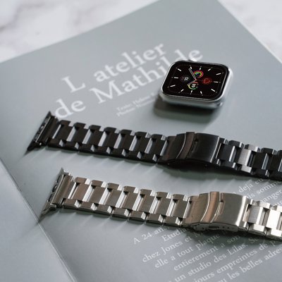 【完全計時】錶帶館│38/40/42/44mm Apple watch通用錶帶二色三排316L不銹鋼切面鋼帶