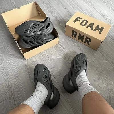 Adidas Yeezy Foam Runner “Onyx”深黑 瑪瑙 洞洞鞋 HP8739公司級