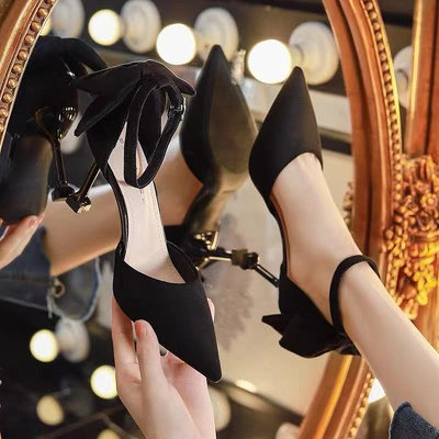 尖頭黑色高跟鞋女細跟2023年新款春秋設計感小眾法式淺口絨面單鞋
