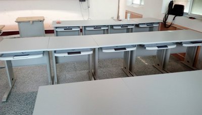 (MCF傢俱工廠)(含稅價)學校好評/台中市區/電腦辦公桌-OA-70/會議桌/電腦桌/辦公桌/(附一只鍵盤架)