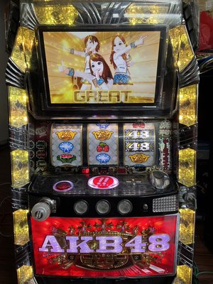 日本原裝機台SLOT 斯洛2013 AKB48-五號機大型電玩遊戲機(拉霸機)非小鋼珠(遊藝場買賣租賃.高價回收歡迎洽詢