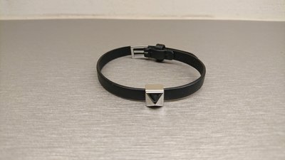 [全新現貨-SALE!] VALENTINO 鉚釘 黑色皮革 手環