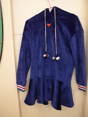 浪漫滿屋 miuco(XL)女裝連帽上衣 連身裙(2)