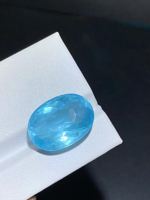 海藍寶裸石19.69克拉。20.56×14.9×10.1mm
