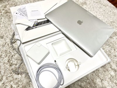 【售】高規格 2018年 MacBook Pro 15吋 i7 (2.6) 32G 1TB SSD 銀色 英文鍵盤