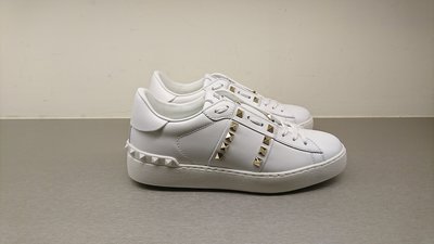 [全新真品代購] VALENTINO 鉚釘 全皮革 休閒鞋 / 白鞋 (Rockstud) 多款顏色