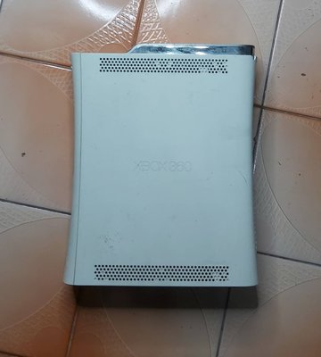 二手~XBOX 360 (有附硬碟) 遊戲主機 故障機 零件機 殺肉機