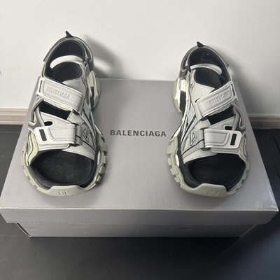 Balenciaga/巴黎世家Track涼鞋39碼
