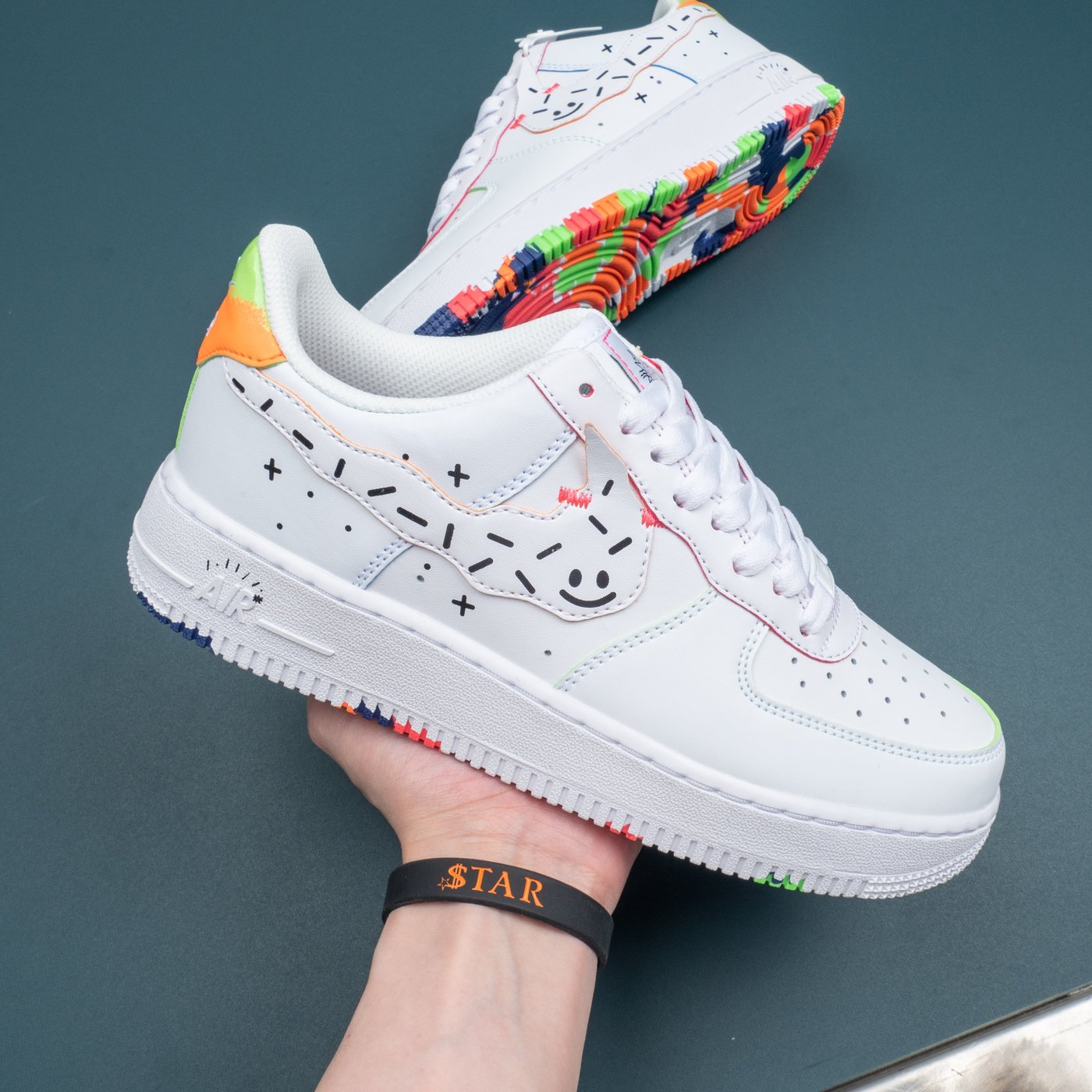 Nike WMNS Air Force 1 Strapress - スニーカー