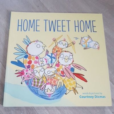 47折 二手 童書 Home Tweet Home 平裝英文繪本故事書